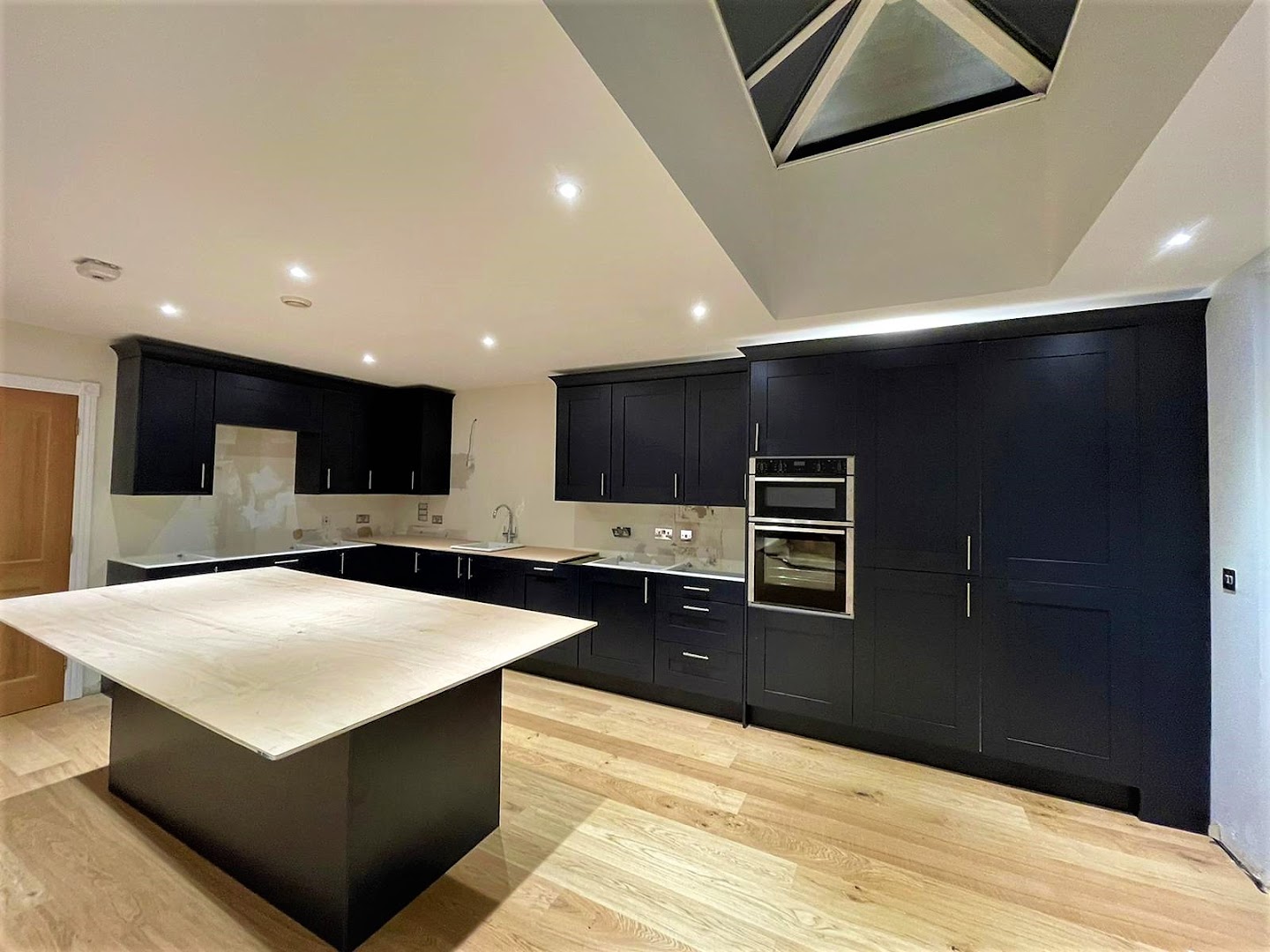 Robur Carpentry Ltd · Photos 1